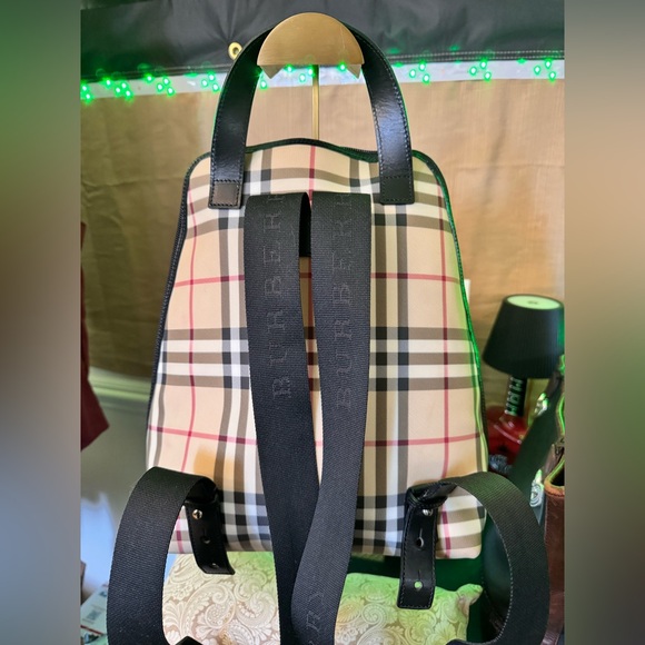 Burberry Nova check coated canvas backpack EUC WITH COA - Picture 3 of 11